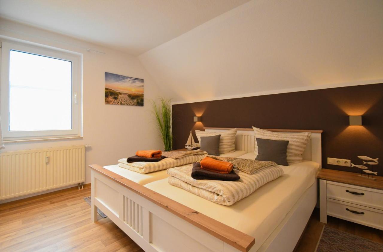 Ferienwohnung Weitblick Mit Logia Lobbe Ngoại thất bức ảnh